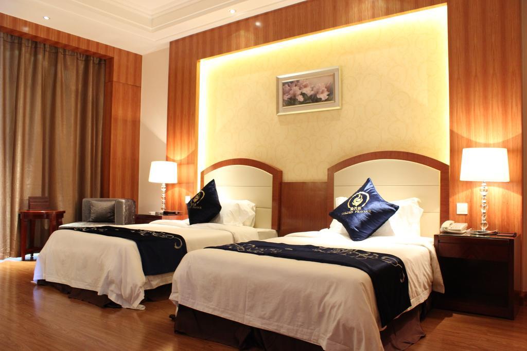 Golden Peacock Resort Hotel Beira Oda fotoğraf