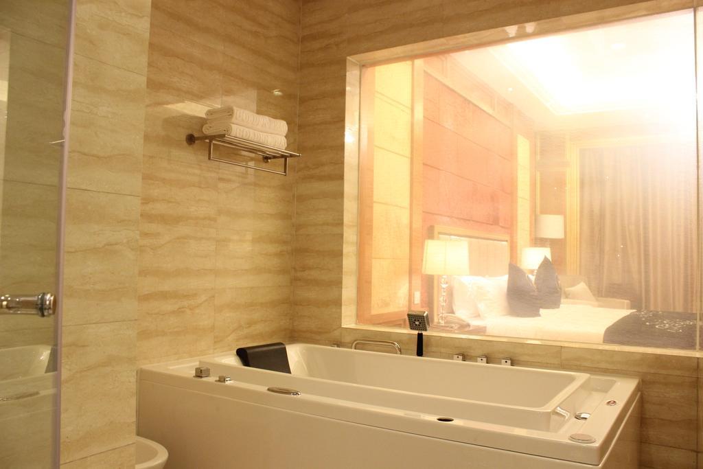 Golden Peacock Resort Hotel Beira Oda fotoğraf