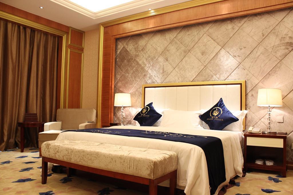 Golden Peacock Resort Hotel Beira Oda fotoğraf